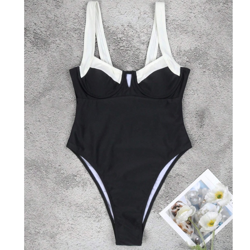 Color Block High Cut Bottom One Piece Monokini Swimsuit - Picture 4 of 5